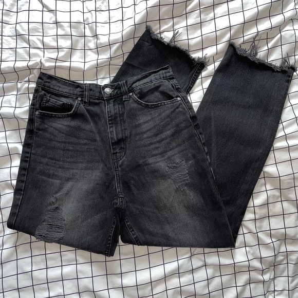 Super Adorable Ripped Black Jeans!! - Picture 3 of 5